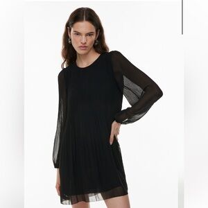 Aritzia Wilfred Daydreamer Mini Dress